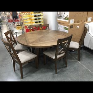 Meet your Posher, Virginia